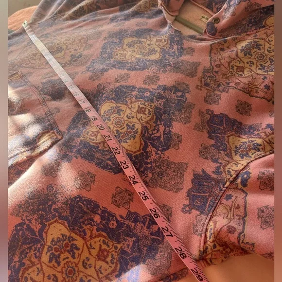 Free People It’s a Vibe Printed Hoodie - Picture 10 of 13